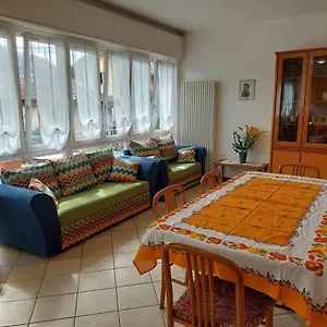  Apartment Eva House